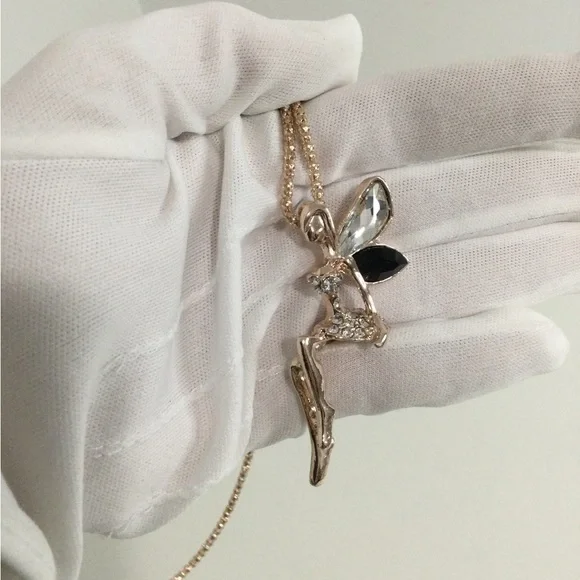 Betsy Johnson Gold tone Fairy Pendant Necklace 🧚♀️ - Picture 11 of 12